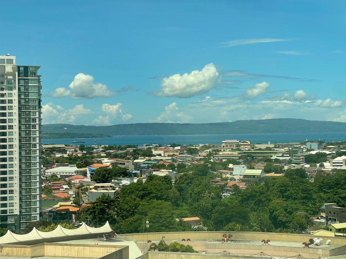 Inspiria Aparthotel Davao Ngoại thất bức ảnh
