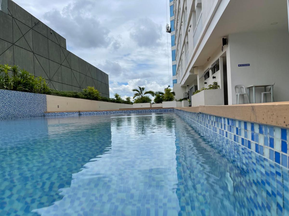 Inspiria Aparthotel Davao Ngoại thất bức ảnh