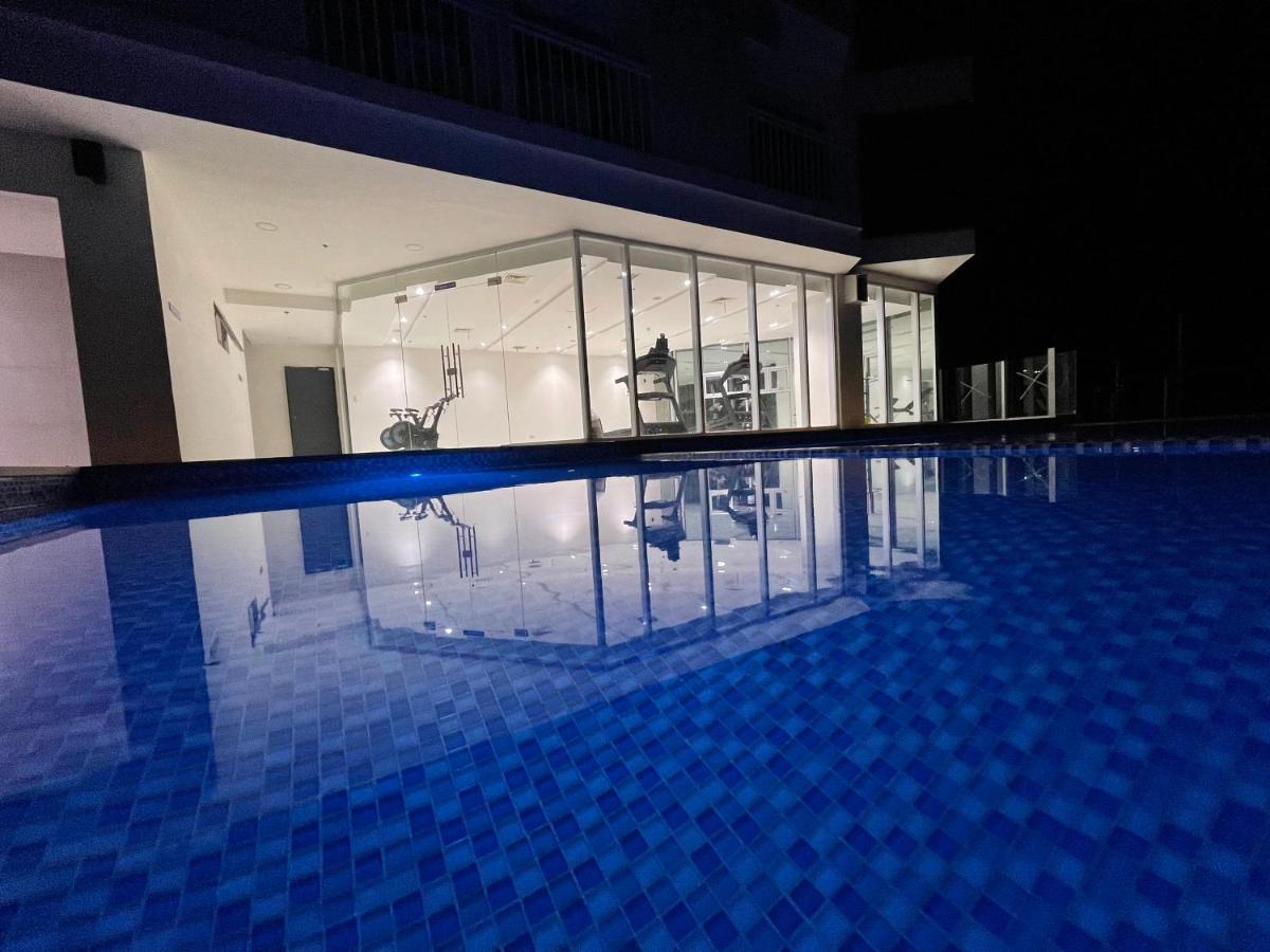 Inspiria Aparthotel Davao Ngoại thất bức ảnh